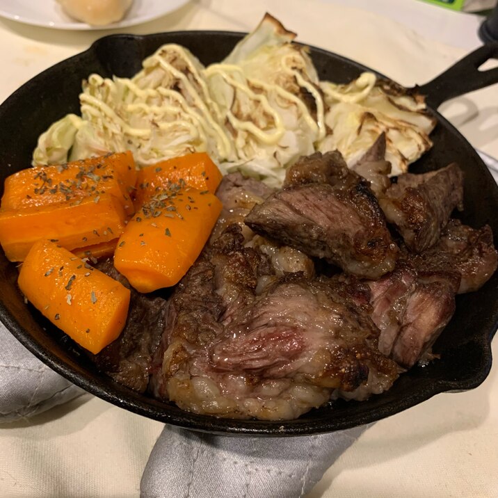 アラサーおつまみ キャンプ飯風ステーキ レシピ 作り方 By 竿子 楽天レシピ アラサーおつまみ キャンプ飯風ステーキ レシピ 作り方 By 竿子 楽天レシピ